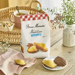 MADELEINE_CHOCOLAT_LAIT-carré-export.webp